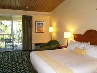 Ramada Limited Hotel Goleta Exterior photo