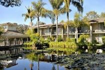 Ramada Limited Hotel Goleta Exterior photo